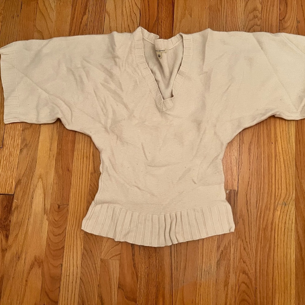Vintage Banana Republic Cream V-Neck Sweater